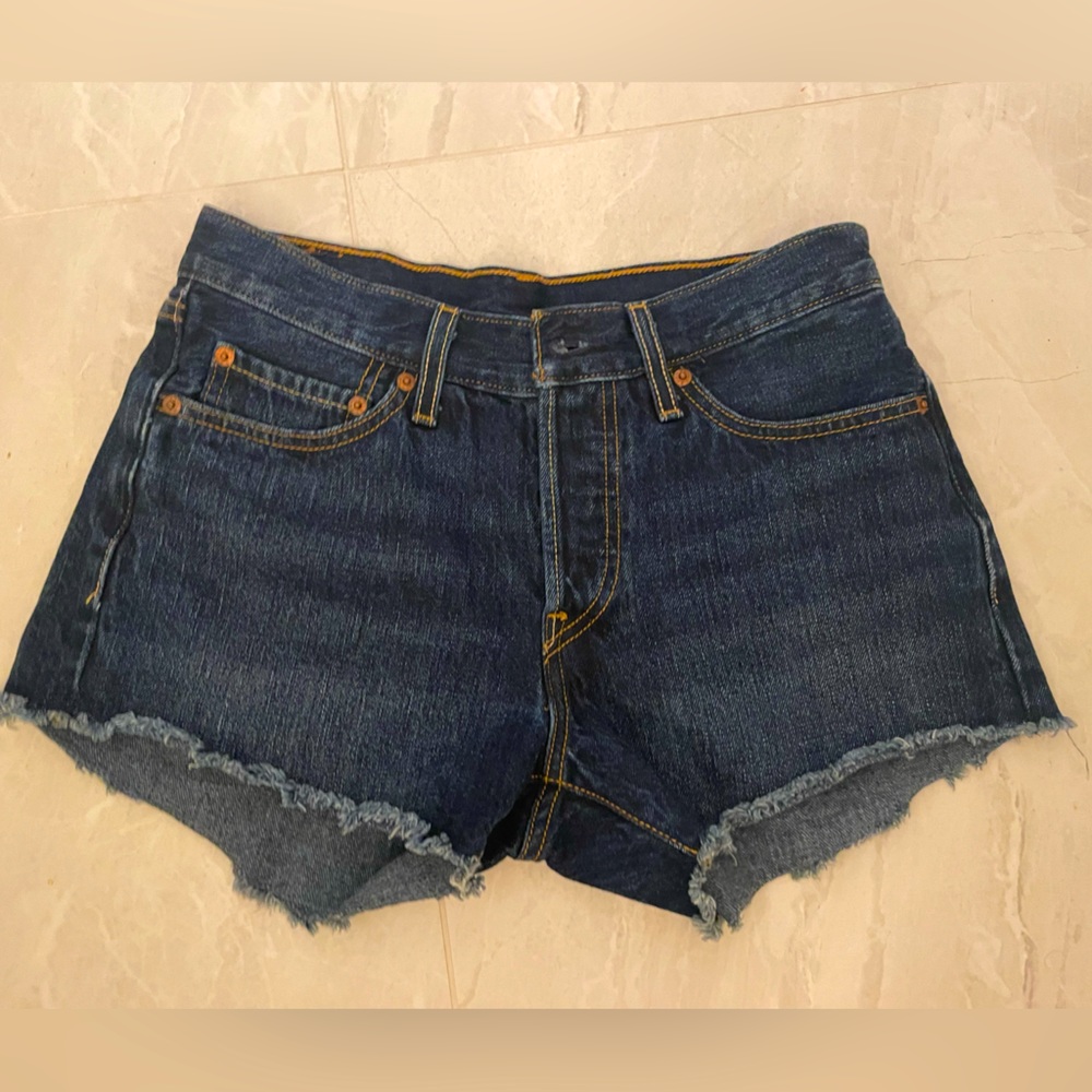 Levi's 501 Button Fly Cutoff Raw Hem Jean